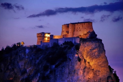 Замок Сан-Лео (замок Калиостро), Италия